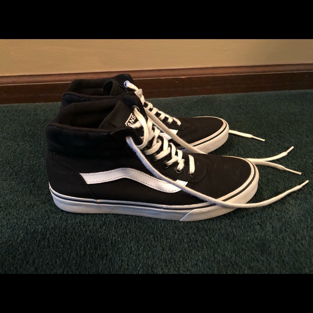High top black Vans